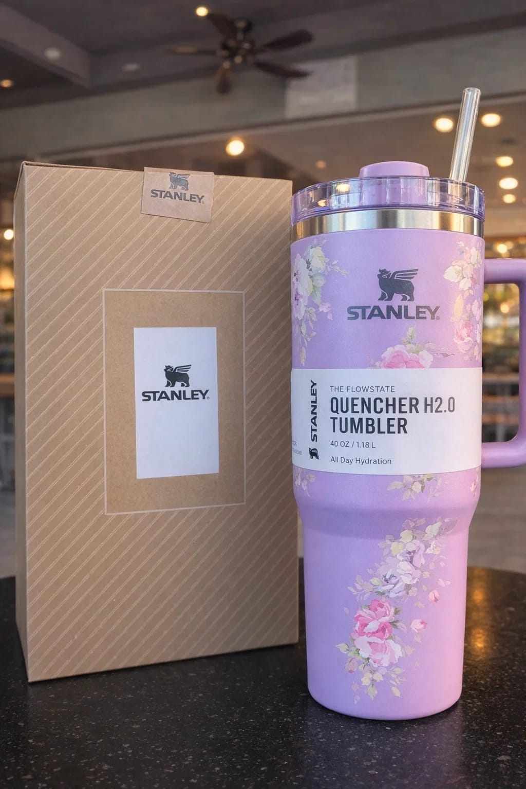 STANLEY-40oz Quencher H2.0 Tumbler (Morado Con Flores)